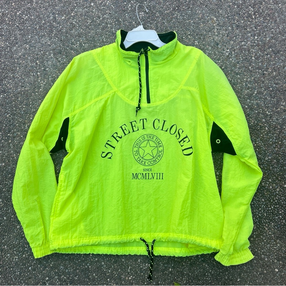Vtg 90s Street-Closed Pullover Windbreaker Oversized Neon Highlighter Green M/L